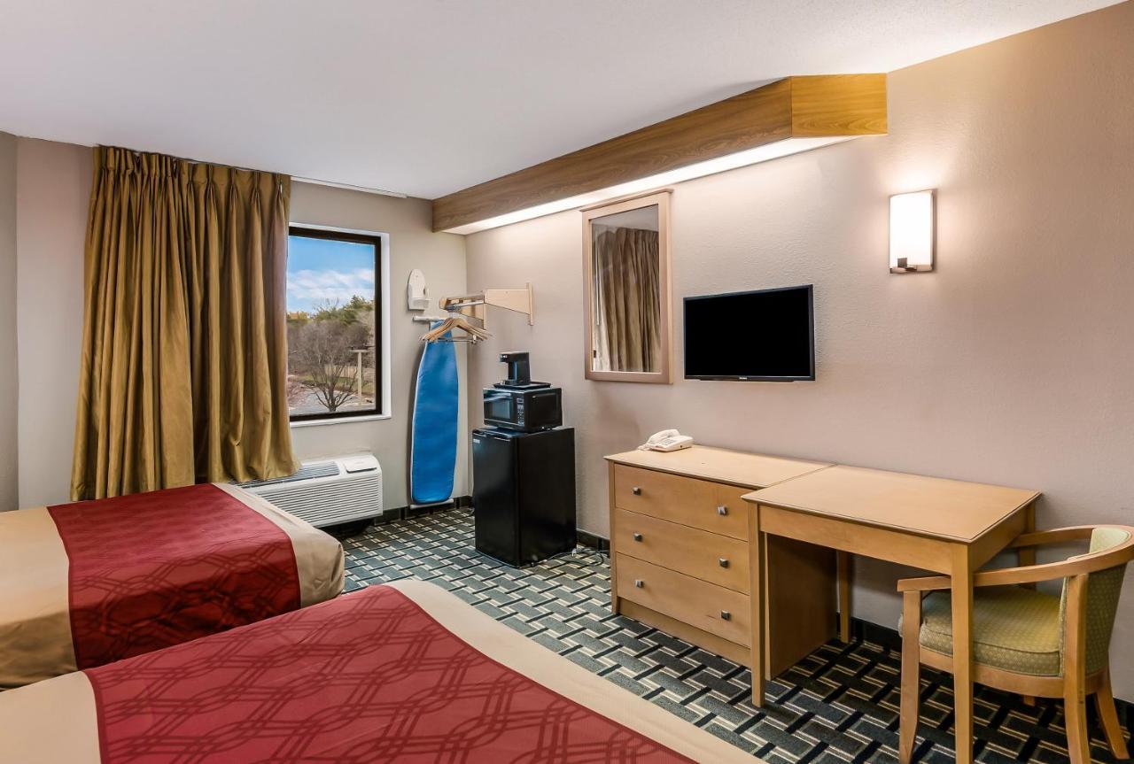 Econo Lodge Inn & Suites Peoria Illinois Экстерьер фото